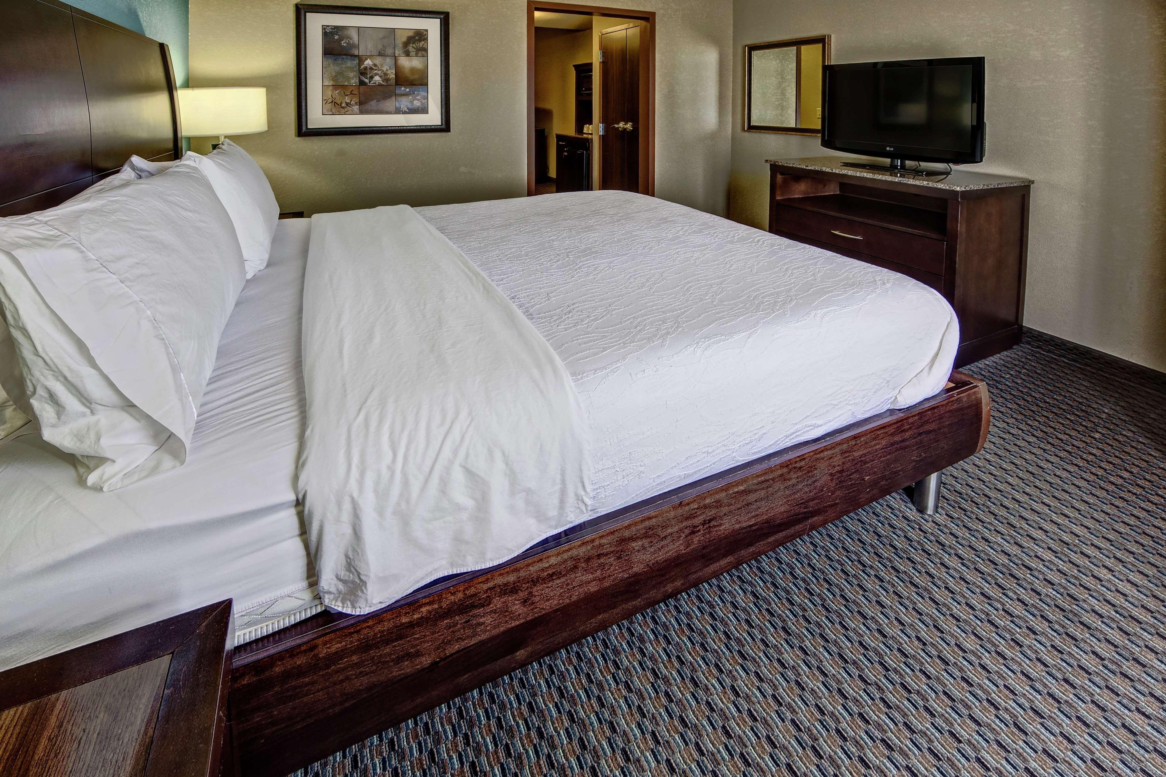 Hilton Garden Inn Midtown Tulsa Zewnętrze zdjęcie
