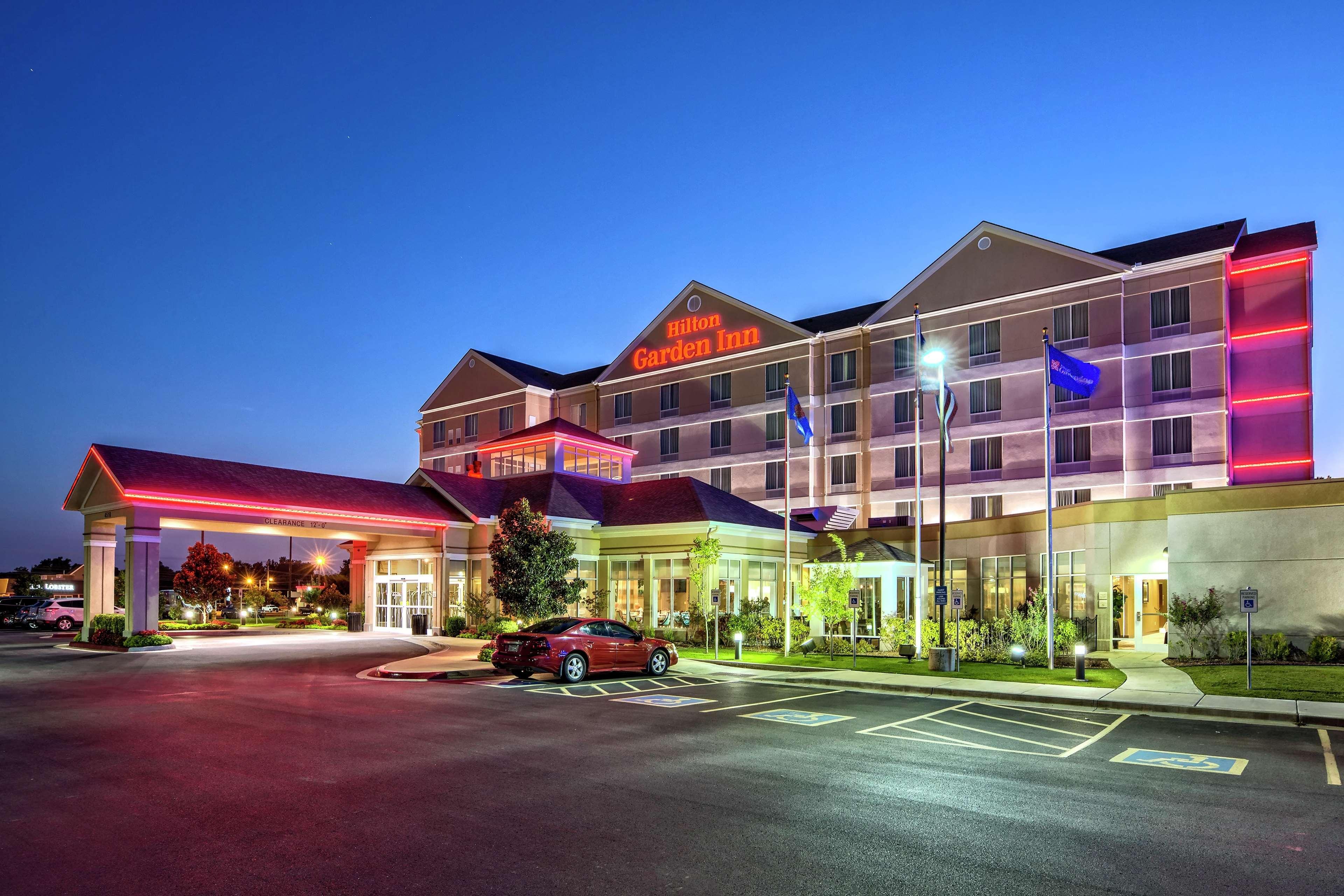 Hilton Garden Inn Midtown Tulsa Zewnętrze zdjęcie