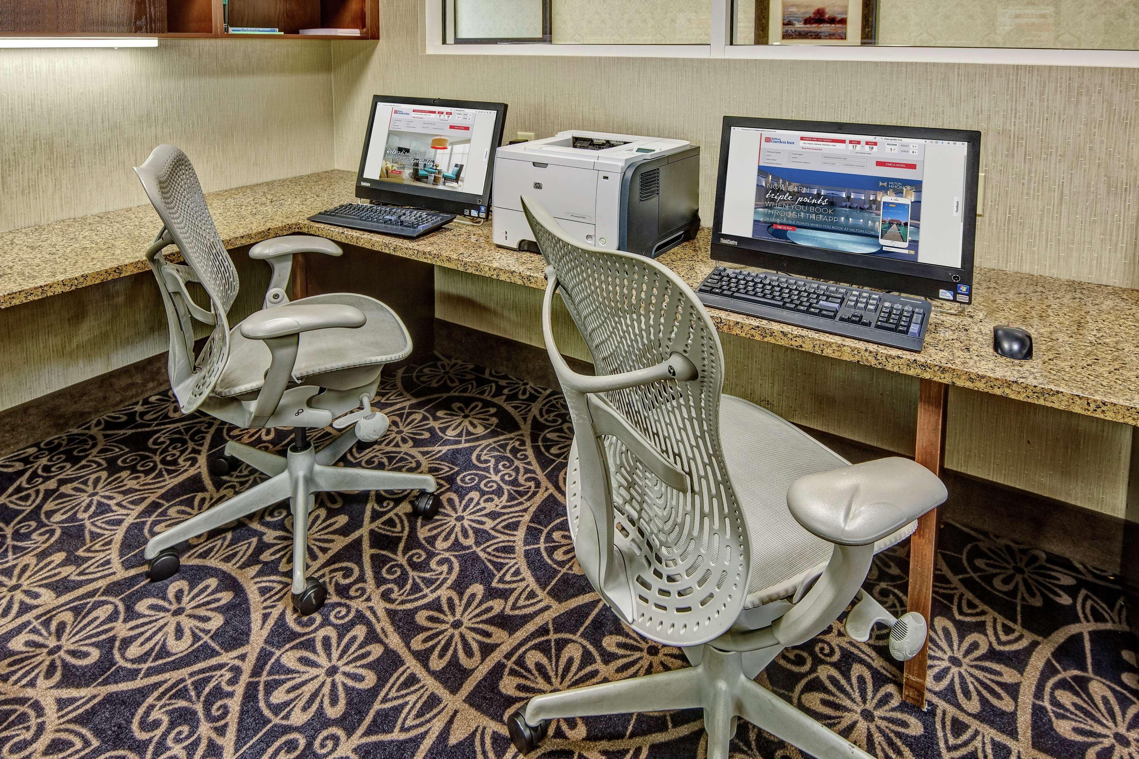 Hilton Garden Inn Midtown Tulsa Zewnętrze zdjęcie