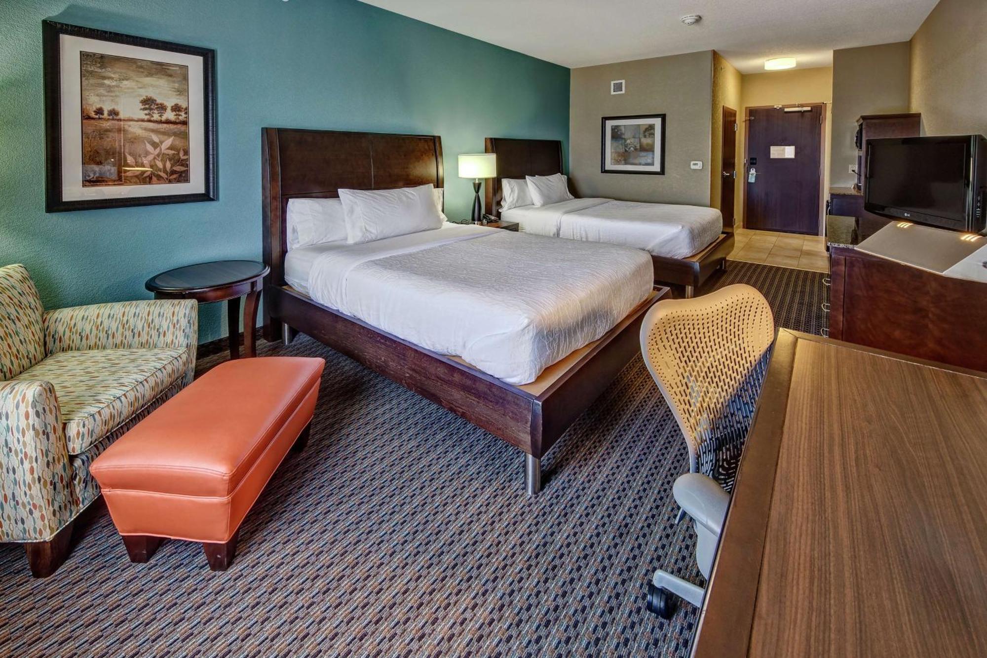 Hilton Garden Inn Midtown Tulsa Zewnętrze zdjęcie