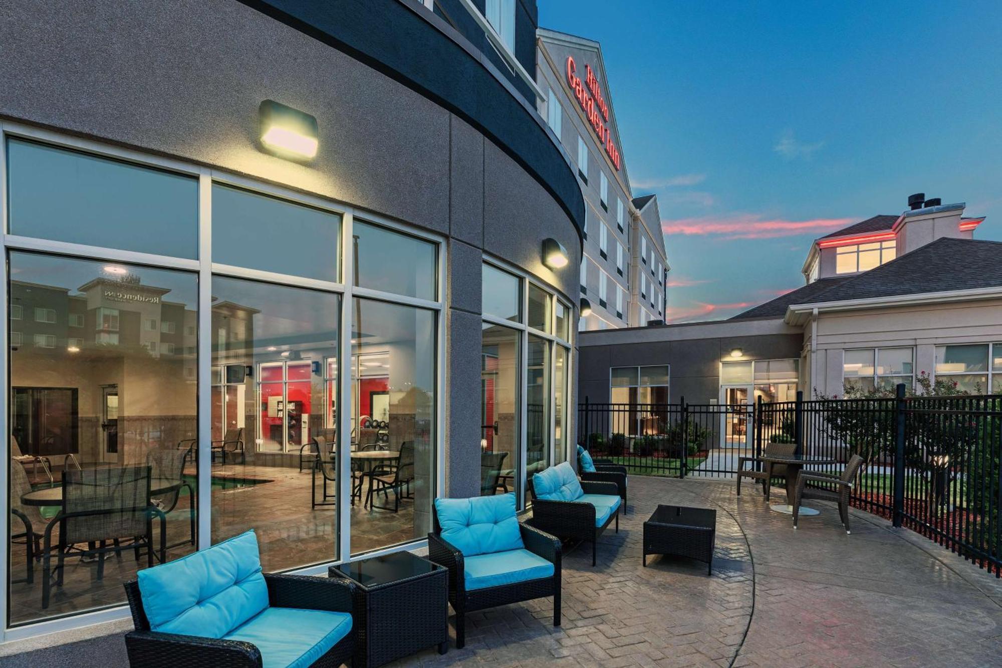 Hilton Garden Inn Midtown Tulsa Zewnętrze zdjęcie