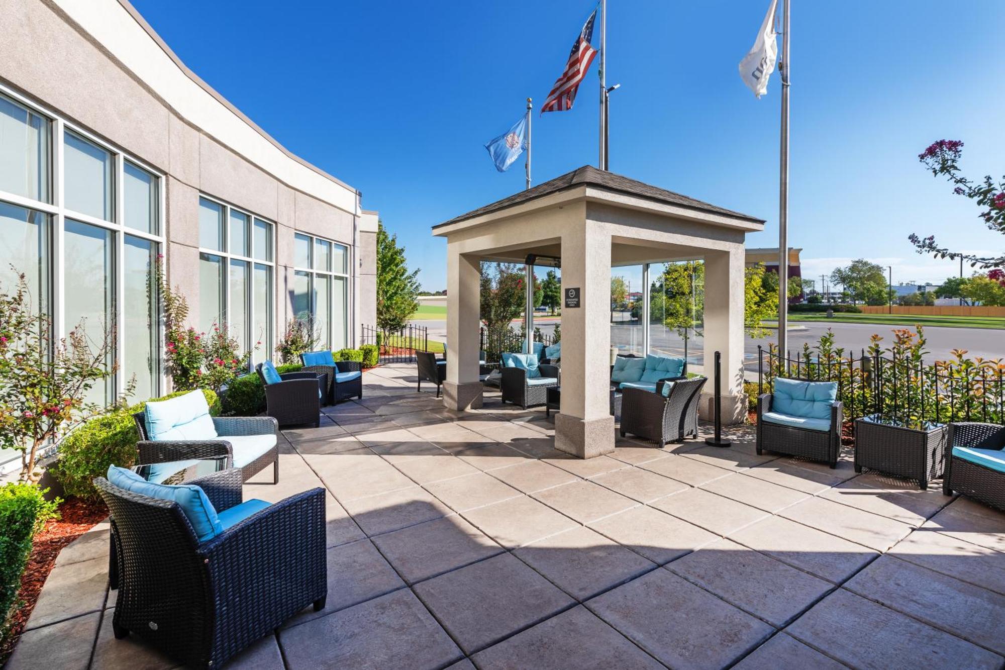 Hilton Garden Inn Midtown Tulsa Zewnętrze zdjęcie