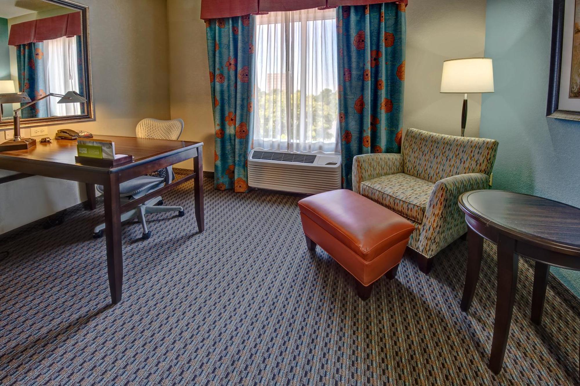 Hilton Garden Inn Midtown Tulsa Zewnętrze zdjęcie